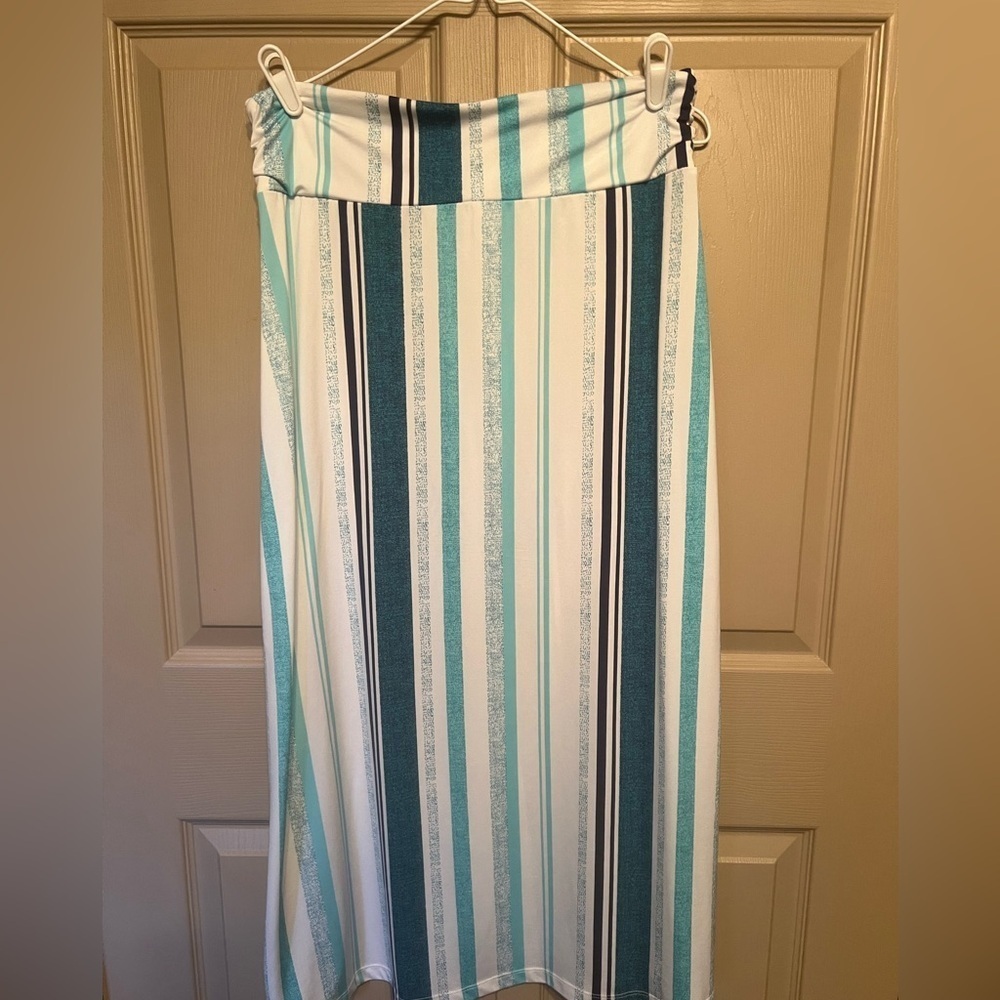Signature Studio Teal and White Striped Skirt